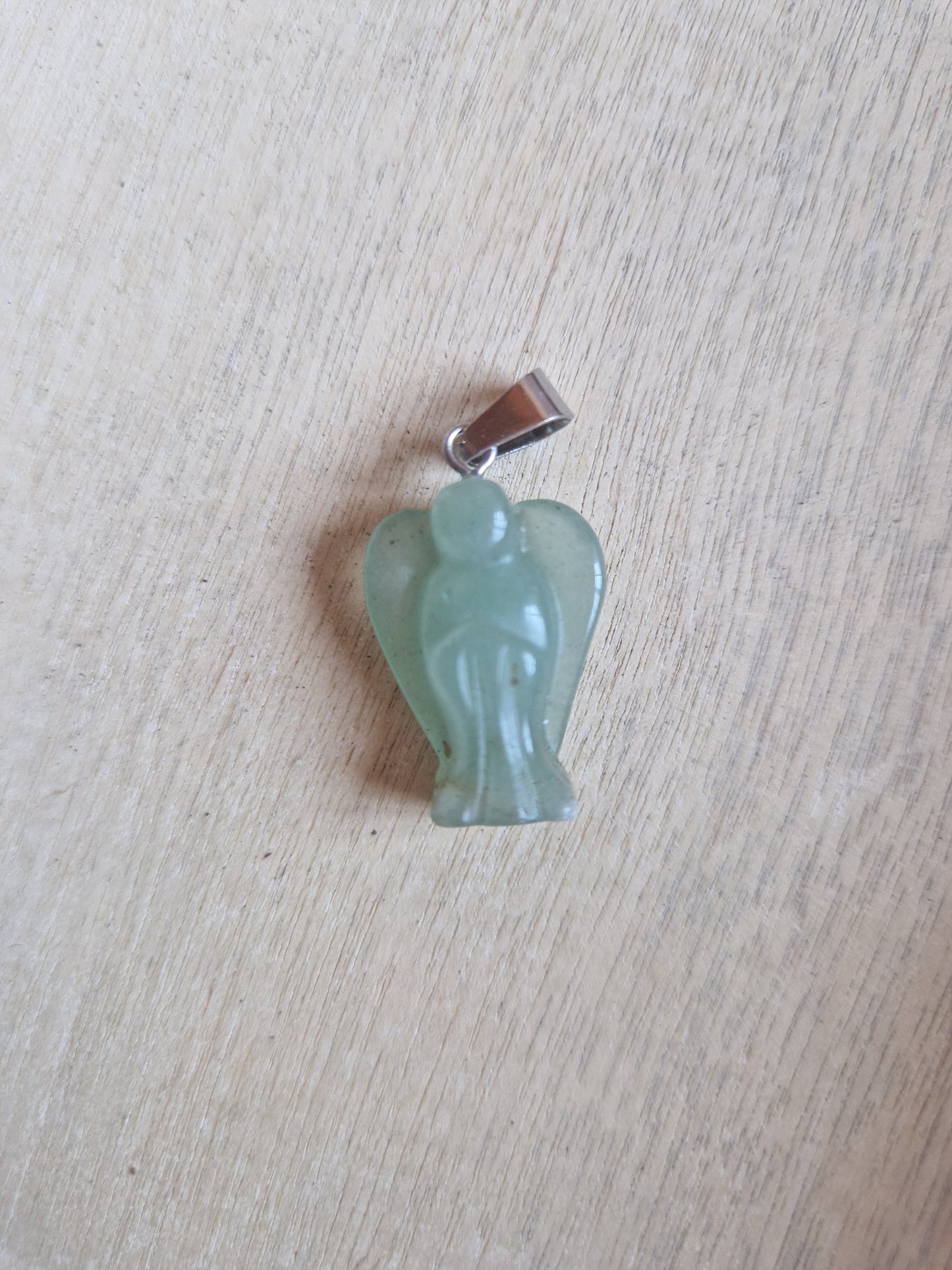 Engelsanhänger aus Edelstein – dein himmlischer Begleiter +Geschenk